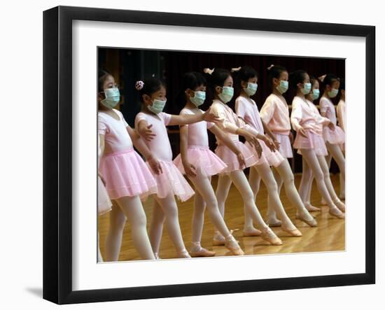 Children Learning Ballet Lessons Wear Masks-null-Framed Photographic Print