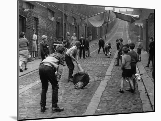 Children Playing Cricket in the Back Streets of Newcastle, 1962-null-Mounted Premium Photographic Print