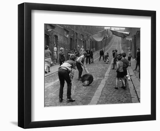 Children Playing Cricket in the Back Streets of Newcastle, 1962-null-Framed Photographic Print