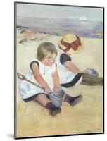 Children Playing on the Beach, 1884-Mary Stevenson Cassatt-Mounted Premium Giclee Print