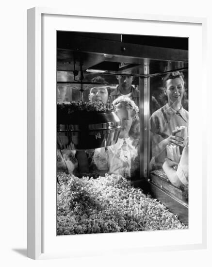 Children Watching a Popcorn Working-J^ R^ Eyerman-Framed Photographic Print