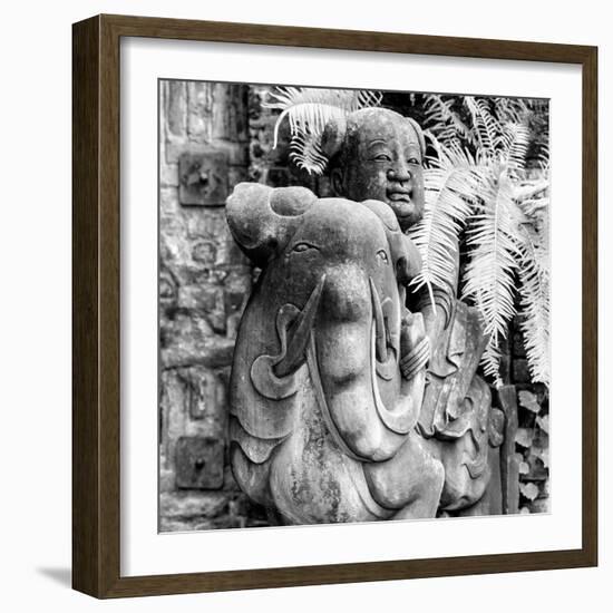 China 10MKm2 Collection - Chinese Statue-Philippe Hugonnard-Framed Photographic Print