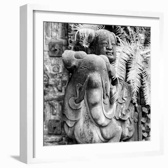 China 10MKm2 Collection - Chinese Statue-Philippe Hugonnard-Framed Photographic Print