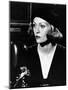 CHINATOXN, 1974 directed by ROMAN POLANSKI Faye Dunaway (b/w photo)-null-Mounted Photo