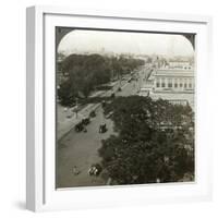 Chowringhee Road, Calcutta, India, C1900s-Underwood & Underwood-Framed Photographic Print