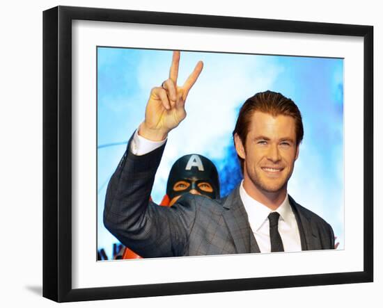 Chris Hemsworth-null-Framed Photo