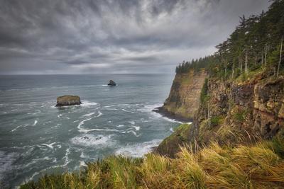 USA, Oregon, Cape Meares National Wildlife Refuge. The Pacific Ocean from the Cape Meares