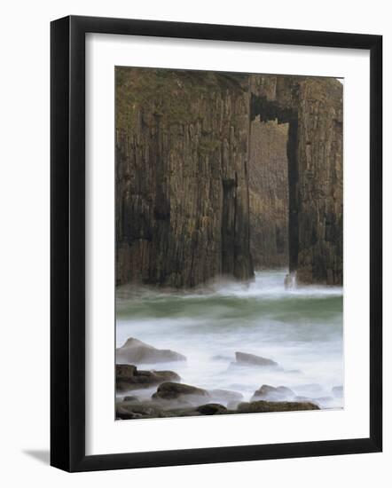 Church Doors Rock Formation in Skrinkle Haven Cove, Lydstep, Pembrokeshire, Wales, UK-Pearl Bucknall-Framed Photographic Print