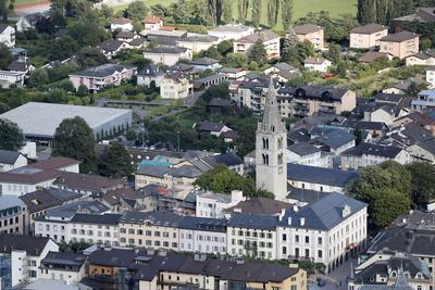 https://imgc.allpostersimages.com/img/posters/church-in-the-city-of-martigny-valais-switzerland-europe_u-L-PNOW7G0.jpg?artPerspective=n