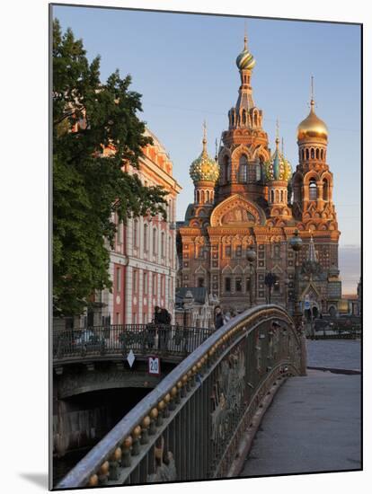 Church on Spilled Blood, UNESCO World Heritage Site, St Petersburg, Russia-Martin Child-Mounted Photographic Print