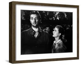 Ciel rouge BLOOD ON THE MOON by Robert Wise with Robert Mitchum and Barbara Bel Geddes, 1948 (b/w p-null-Framed Photo