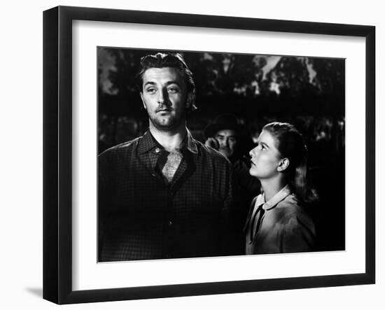 Ciel rouge BLOOD ON THE MOON by Robert Wise with Robert Mitchum and Barbara Bel Geddes, 1948 (b/w p-null-Framed Photo