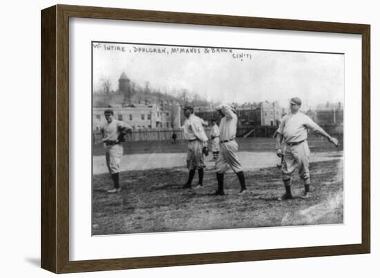 Cincinnati Reds Players, Baseball Photo - Cincinnati, OH-Lantern Press-Framed Art Print