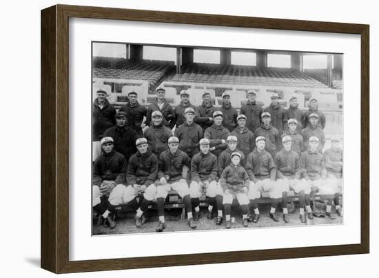 Cincinnati Reds Team, Baseball Photo No.2 - Cincinnati, OH-Lantern Press-Framed Art Print
