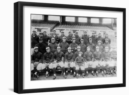 Cincinnati Reds Team, Baseball Photo No.2 - Cincinnati, OH-Lantern Press-Framed Art Print