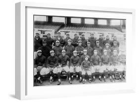 Cincinnati Reds Team, Baseball Photo No.2 - Cincinnati, OH-Lantern Press-Framed Art Print