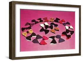 Circle of Bows-null-Framed Premium Giclee Print