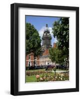 City Hall Viewed From the Historic Georgian Park Square, Leeds, West Yorkshire, England, Uk-Peter Richardson-Framed Photographic Print