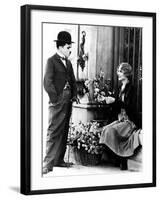 City Lights, Charlie Chaplin, Virginia Cherrill, 1931-null-Framed Photo