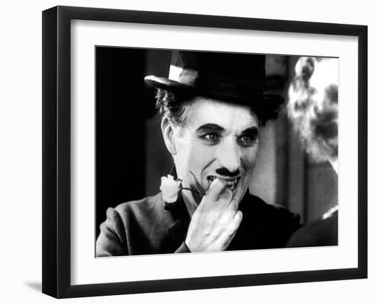 City Lights, Charlie Chaplin, Virginia Cherrill, 1931-null-Framed Photo