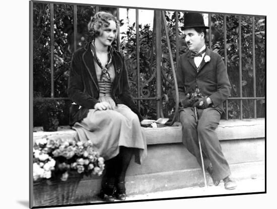 City Lights, Virginia Cherrill, Charlie Chaplin, 1931-null-Mounted Photo