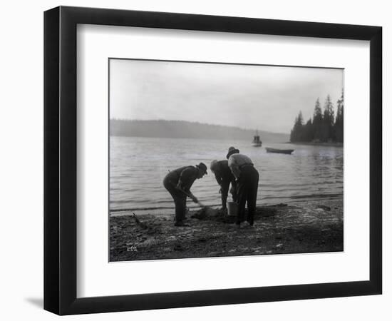 Clam Digging, 1915-null-Framed Premium Giclee Print
