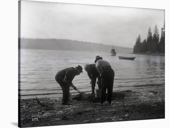 Clam Digging, 1915-null-Stretched Canvas