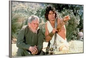 CLASH OF THE TITANS, 1981 directed by DESMOND DAVIS Burgess Meredith and Harry Hamlin (photo)-null-Framed Photo