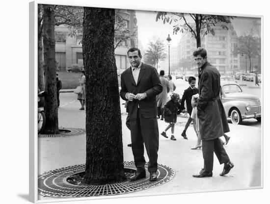 Classe tous risques by Claude Sautet with Lino Ventura and Jean-Paul Belmondo, 1960 (b/w photo)-null-Framed Photo