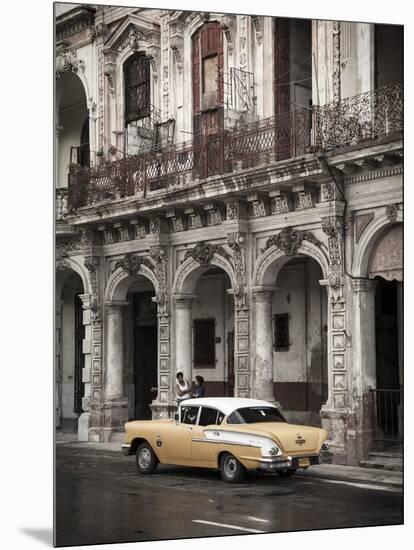 Classic American Car (Chevrolet), Paseo Del Prado, Havana, Cuba-Jon Arnold-Mounted Photographic Print