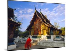 Classic Lao Temple Architecture, Wat Xieng Thong, Luang Prabang, Laos-Gavin Hellier-Mounted Photographic Print