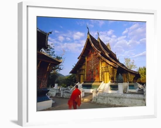 Classic Lao Temple Architecture, Wat Xieng Thong, Luang Prabang, Laos-Gavin Hellier-Framed Photographic Print