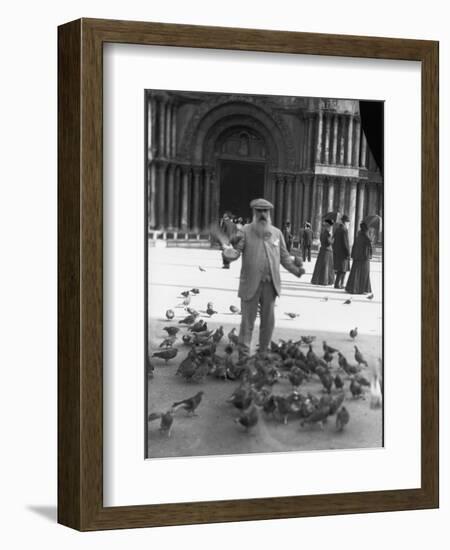 Claude Monet, St.Mark's Square, Venice, October 1908-French Photographer-Framed Giclee Print