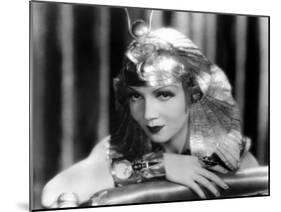 Claudette Colbert: Cleopatra, 1934-null-Mounted Photographic Print