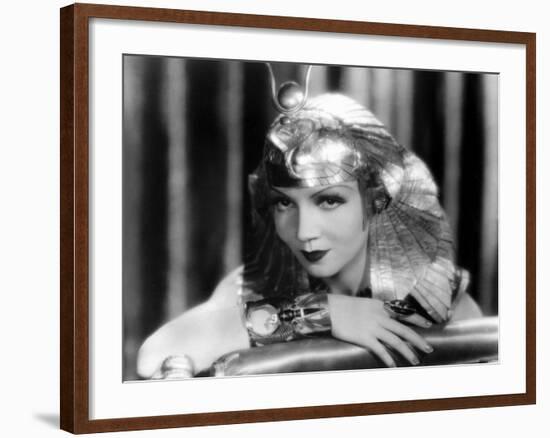 Claudette Colbert: Cleopatra, 1934-null-Framed Photographic Print