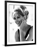 Claudia Cardinale, 1962-null-Framed Photographic Print