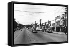 Cle Elum, Washington - A Street Scene-Lantern Press-Framed Stretched Canvas