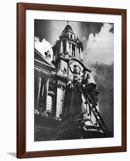 Cleaning the Statue of Queen Anne as Part of King George V's Silver Jubilee Celebrations, 1935-null-Framed Giclee Print