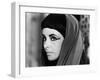 CLEOPATRA, 1963 directed by JOSEPH L. MANKIEWICZ Elizabeth Taylor (b/w photo)-null-Framed Photo