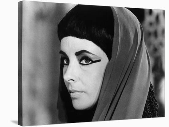 CLEOPATRA, 1963 directed by JOSEPH L. MANKIEWICZ Elizabeth Taylor (b/w photo)-null-Stretched Canvas