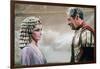 CLEOPATRA, 1963 directed by JOSEPH L. MANKIEWICZ Elizabeth Taylor / Rex Harrison (photo)-null-Framed Photo