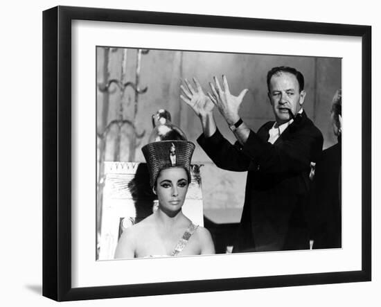 CLEOPATRA, 1963 directed by JOSEPH L. MANKIEWICZ On the set, Joseph L. Mankiewicz and Elizabeth Tay-null-Framed Photo