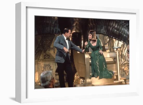 CLEOPATRA, 1963 directed by JOSEPH L. MANKIEWICZ On the set, Joseph L. Mankiewicz and Elizabeth Tay-null-Framed Photo