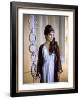 Cleopatra, Elizabeth Taylor, 1963-null-Framed Photo