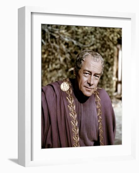 Cleopatre Cleopatra, by Joseph Mankiewicz with Rex Harrison, 1963 (photo)-null-Framed Photo