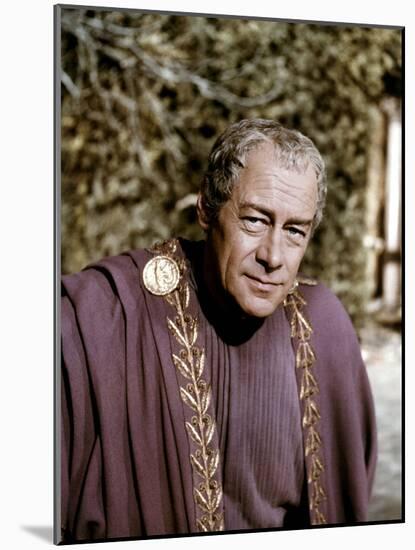 Cleopatre Cleopatra, by Joseph Mankiewicz with Rex Harrison, 1963 (photo)-null-Mounted Photo