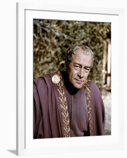 Cleopatre Cleopatra, by Joseph Mankiewicz with Rex Harrison, 1963 (photo)-null-Framed Photo