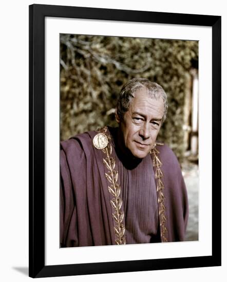 Cleopatre Cleopatra, by Joseph Mankiewicz with Rex Harrison, 1963 (photo)-null-Framed Photo