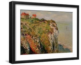 Cliff at Dieppe, 1882-Claude Monet-Framed Giclee Print