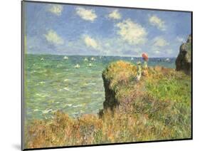 Cliff Walk at Pourville, 1882-Claude Monet-Mounted Giclee Print